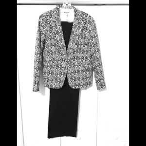 Black and white cotton two pc pant suit